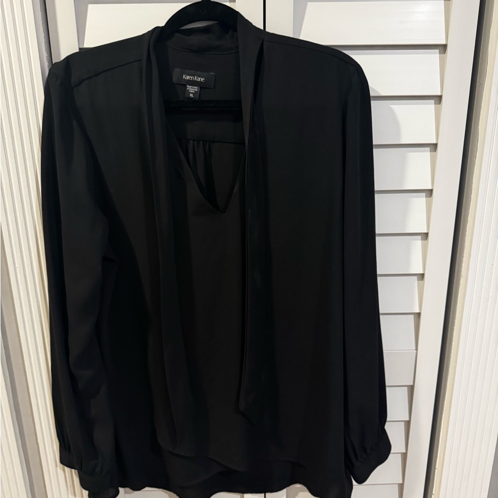 Karen Kane Classic Black Blouse